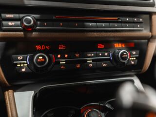 BMW 530 Bussines Package Plus 3.0 180кВ