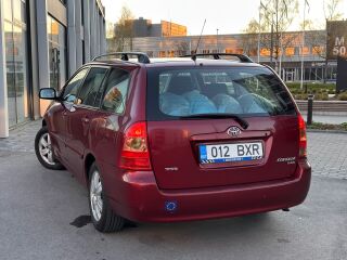 Toyota Corolla Elegance 1.4 66kW