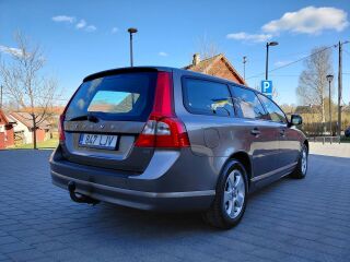 Volvo V70 2.4 136кВ