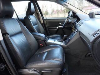 Volvo XC90 Momentum AWD Facelift EU5 2.4 TDI D5 147kW