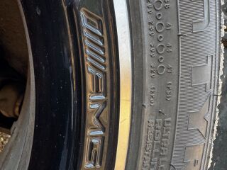 Mercedes-Benz E 300 AMG / Pano / Burmester / AIRMATIC 2.0 225kW