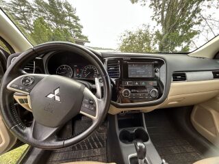 Mitsubishi Outlander 2.3 110kW