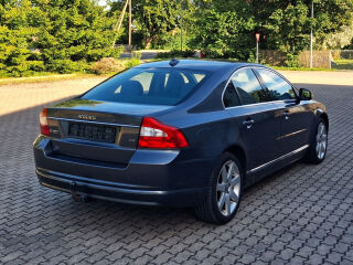 Volvo S80 SUMMUM 2.4 D5 136кВ