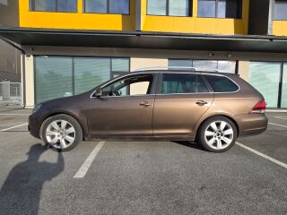 Volkswagen Golf 1.6 77kW