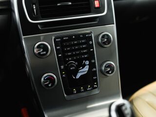 Volvo V60 Facelift Momentum 2.0 133kW