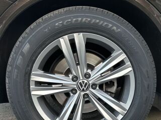 Volkswagen Touareg R-Line Facelift 3.0 170kW