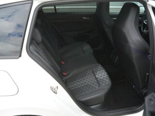 Volkswagen Golf R-Line 1.5 110kW