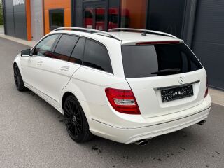 Mercedes-Benz C 300 CDI T 4Matic BlueEfficiency Avantgarde 3.0 V6 CDI 170kW