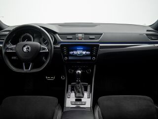 Skoda Superb Combi 4x4 Sportline 2.0 206kW