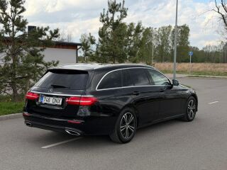 Mercedes-Benz E 200 Avantgarde 1.6 118kW