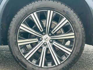 Volvo XC90 Inscription Plus Bright AWD 2.0 B5 KERS Mild Hybrid 183kW