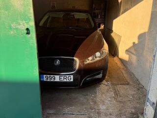 Jaguar XF Portfolio 5.0 283kW