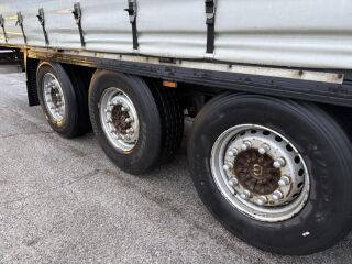Krone Semitrailer Curtainsider Standard