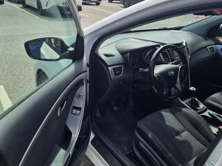 Hyundai i30 1.4 66kW