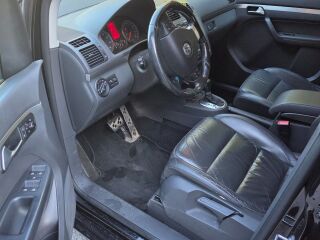 Volkswagen Touran R-line 1.4 125kW