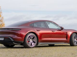 Porsche Taycan 360kW