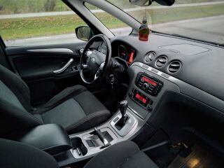 Ford S-MAX 2.0 103kW