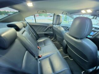 Toyota Avensis Premium 2.0 112кВ