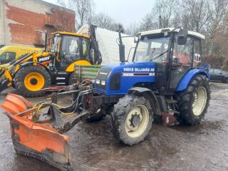 Farmtrac 675DT Haagis + lumesahk 4.4 54kW