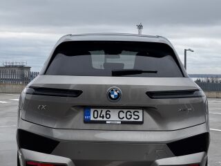 BMW iX xDrive 40 Sportpakett 102kW