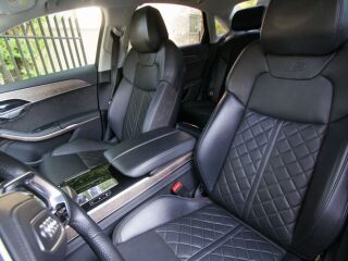 Audi A8 Long 3.0 210kW