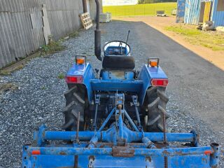 Väiketraktor ISEKI TL1900