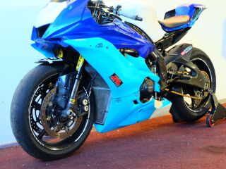 Yamaha YZF - R 6