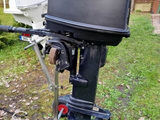 Bush Favorit F420 + Evinrude 20hp 16kW