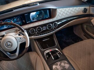 Mercedes-Benz Mercedes-Maybach S650 Two-Tone 6.0 V12 463kW