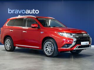 Mitsubishi Outlander Pistikhübriid   / elekter Petrol 99kW