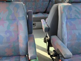 Volkswagen Multivan 2.4 57кВ