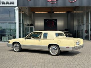 Cadillac DeVille Coupe Custom Classic 4.5 V8
