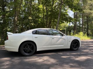 Dodge Charger 5.7 276kW