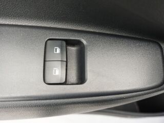 Hyundai i10 1.0 49kW