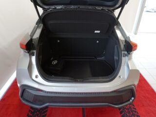 Toyota C-HR Style + Technology Pack 1.8 72kW