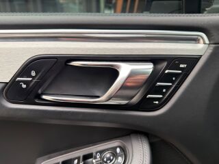 Porsche Macan TURBO 3.6 294кВ