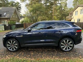 Jaguar F-Pace Portfolio 3.0 221kW