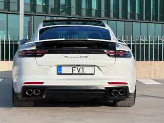 Porsche Panamera GTS 4.0 338кВ