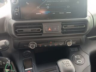 Peugeot Partner L2 2.4t BlueHDi 130 1.5 96kW