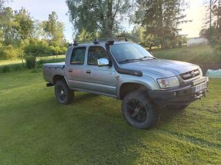 Toyota Hilux 2.5 75kW