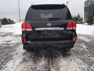 Toyota Land Cruiser 4.5 V8 210kW