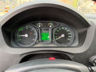 GAZ GAZelle Kolmekülge kallur 88kW