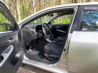 Toyota Corolla 1.6 97кВ