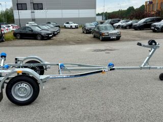 Tiki Treiler BX600-L paadihaagis 4.5 meetrisele paadile