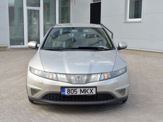Honda Civic 1.8 103kW