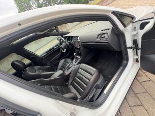 Volkswagen Golf GTI 2.0 R4 236kW