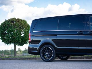 Mercedes-Benz V 250 Long 4Matic AMG Pakett 2.1 140кВ
