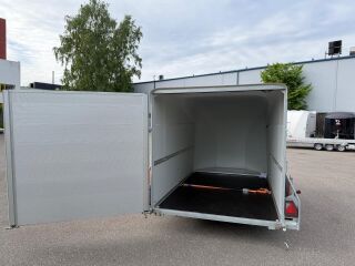 Cheval Liberte Debon 1300XL 3,23x1,63m Pullman vedrustus