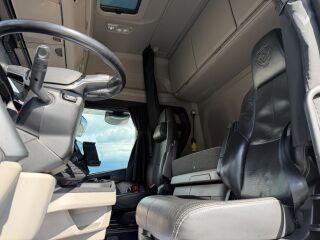 Scania S560 A4X2EB MEGA 13.0 412kW