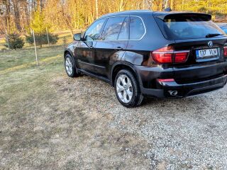 BMW X5 3.0 225кВ